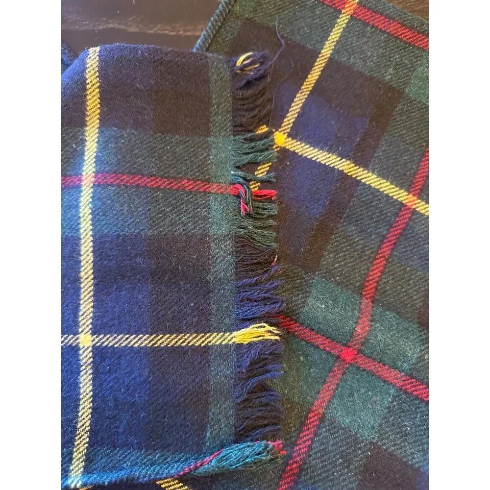 Tartan Plaid‎ Wool Blend Scarf With Fringe Trim Vintage